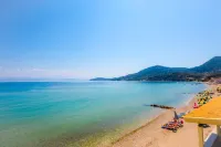 Hotel Rossis Hotels in der Nähe von Kalyviotis, Harbor Perivoli Corfu