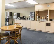 Econo Lodge Hotels in Haileybury