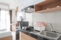 Cozy and Simply Studio at Serpong Garden Apartment By Travelio