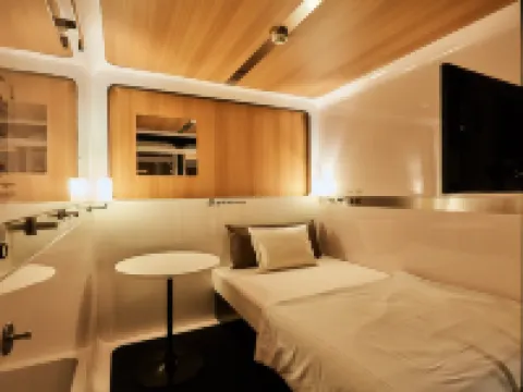 FIRST CABIN NISHI UMEDA