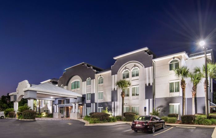 Best Western Plus Blue Angel Inn