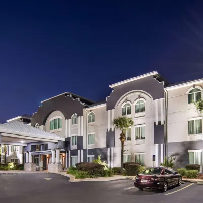 Best Western Plus Blue Angel Inn Hotels near Big Eagle Railroad Station