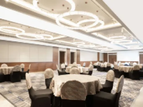 โรงแรมแรดิสัน วรินดาวัน โรงแรมในวรินทวาน