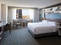 Kansas City Marriott Country Club Plaza Hotels near Hyde Park