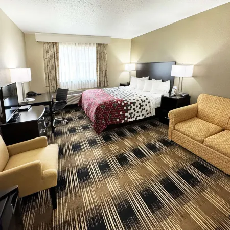Econo Lodge Wausau - Rothschild