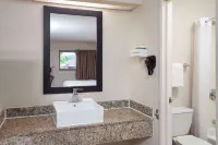 Travelodge by Wyndham Peoria Hotel a Peoria
