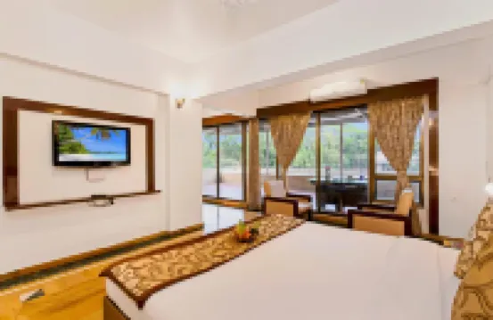 Hotel Sapphire by Fair Hospitality