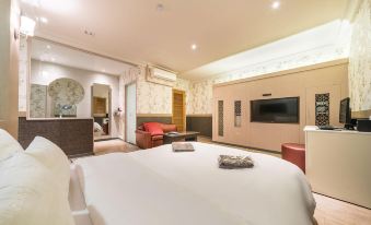 Suwon Guundong Hotel and