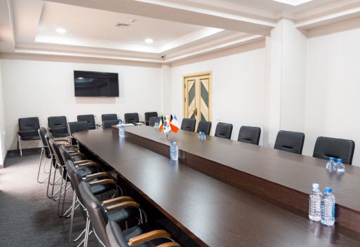 레이카르츠 아미럼 타슈켄트