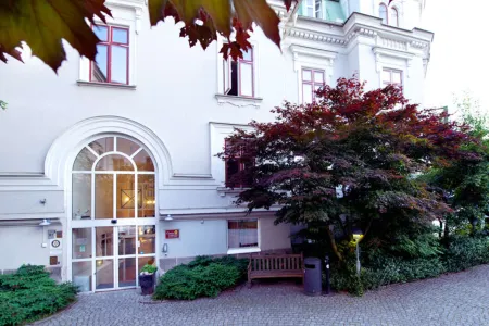 Home Hotel Victoria Отели в г. Йёнчёпинг