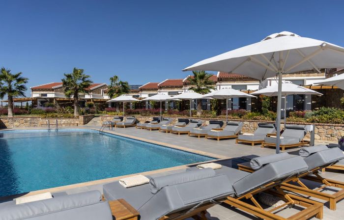 Akrolithos Luxury Suites & Spa