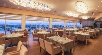 Nevali Hotel & Convention Center فنادق في سانليورفا
