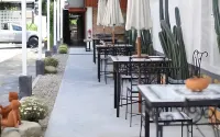 First Residence Hotels in Mae Rim