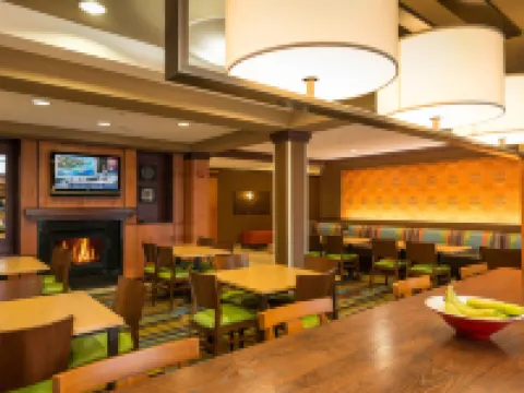 Fairfield Inn & Suites Augusta Hotels in Augusta