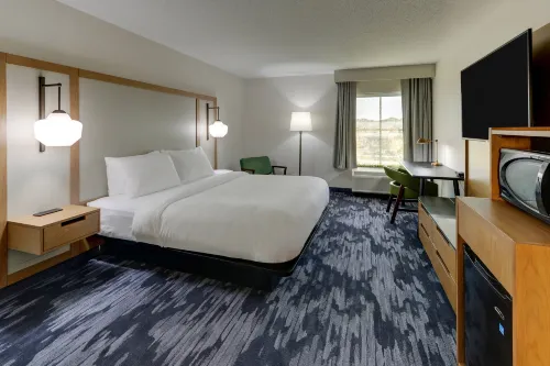 Fairfield Inn & Suites Southport Hotels in Smithville