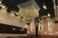 Hotel Gold Stone Hotels in New Kanpur City