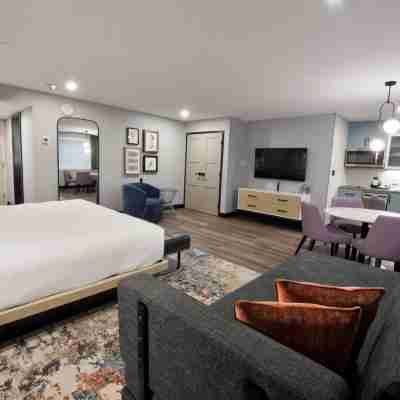Sheraton Laval Hotel Rooms