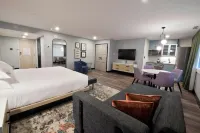 Sheraton Laval Hotel Các khách sạn gần Musée Pour Enfants De Laval Inc