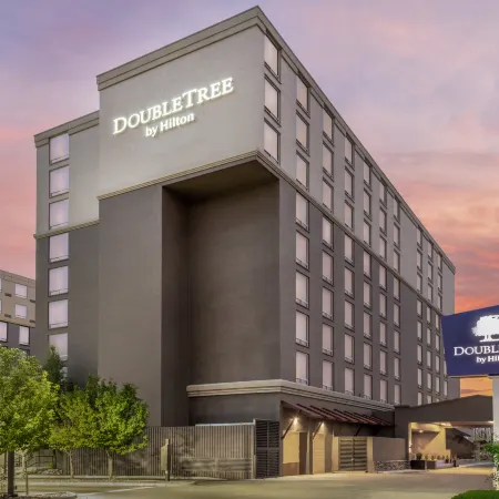 DoubleTree by Hilton Denver Cherry Creek