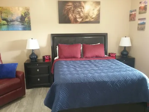 1 BEDROOM FULL KITCHEN $97 with MOUNTAIN VIEWS, PET FRIENDLY on 4 ACRES!