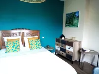 Renovated House, Large Garden, Close to Beaches Hotels in Trebeurden