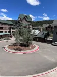 Amazing location! TRUE Ski-In/Out @ Winter Park Slopeside ZML. Sleeps 9, 2BR/2BA