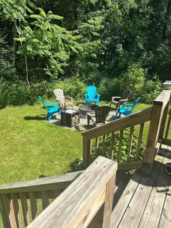 Two separate updated secluded cottages for one price. near beach & restaurants