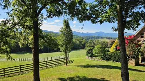 Loft Apartment in a Working Horse Barn.  Minutes from Lexington and the  Vahc. - 3 étoiles