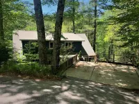 Serene Lakefront Cabin with Dock/Kayaks/Canoe & Fire Pit!!