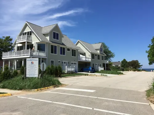 Beachfront Luxury Home-Lake Views, Fire Pit, Large Yard, Game Room-Walk to Town