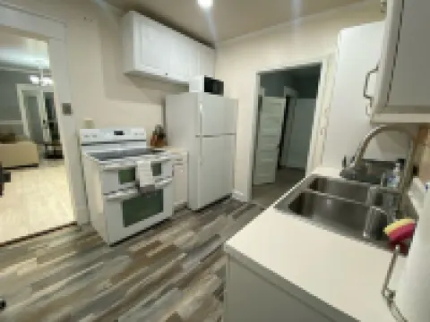 West Plaza Cozy Comfort Unit A