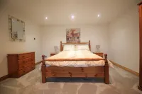 Tranquil country setting with private garden Các khách sạn ở Stafford