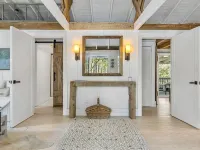 Newly Renovated Cozy Cottage in Highlands ハイランズのホテル