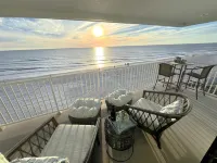 OCEANFRONT 5⭐3BR/2BA/6BED_Heated Pool_180 View Patio_ Beach Gear