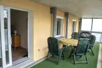 Vacation apartment "Schöne Auszeit" in Pirna, the "Gateway to Saxon Switzerland" Hotels in Pirna