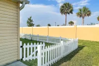 Upgraded Home in The Villages! Golf Cart Included, Community Pools and Much More