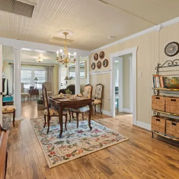 Secret Garden @ Seminole located in the heart of downtown Stuart, FL