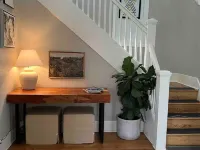 Historical Downtown Cottage with Hot Tub