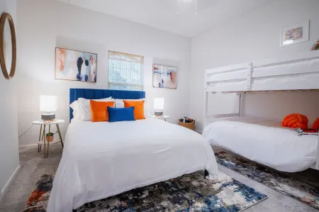 Auburn Game Day Condo Отели рядом с достопримечательностью «Парк штата Чевакла»