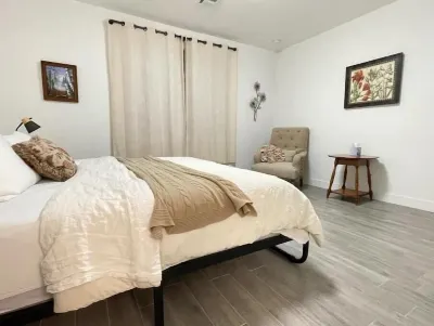 North scottsdale Serenity Escape Hotels near Sonoran Desert Village