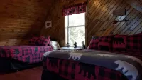 Cedar Lodge is quaint rustic lodge with modern amenities. Relaxing and warm!