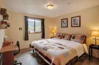 Cedar creek cabin @Mt.Rainier