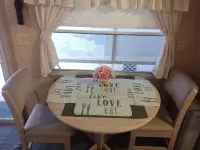 Park Model 55+Cozy 1-bedroom, WiFi, AC, cozy place in Edinburg, TX. Hotels in Cesar Chavez