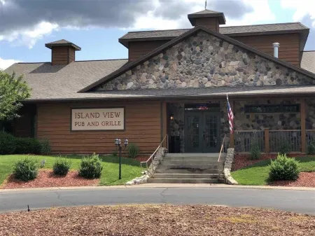 Fall or Winter Getaway@ Northern Bay Resort!