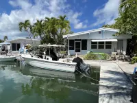 10-20%Off Summer Weeks-Fully Updated Home w/Canal to Sombrero-Message to Inquire