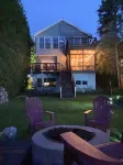 Cozy Lakefront Bungalow w firepit/dock/kayaks Hotels near Buttermilk Falls