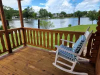 Cabin: Lower Winter prices! Snowbirds Welcome!  Bring your boat for fall fishing Hotels in Carteret County