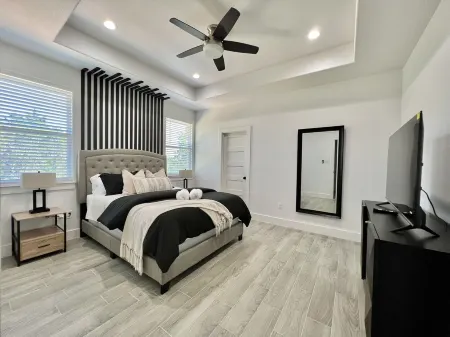 Scenic Retreat W/ Playground & Grilling