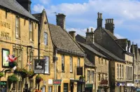 The Old Antique Shop Town Centre Stylish House