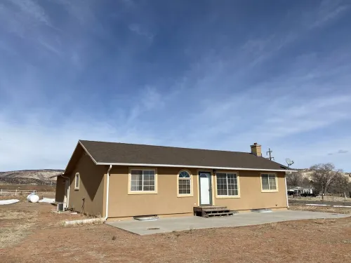 Two Bit Ranch House Hotels in Escalante